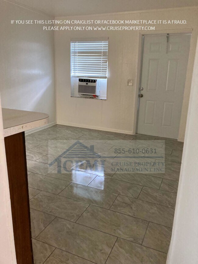 Foto del edificio - Affordable Downtown WPB 2/1 without the Downtown Price Steps Away From it ALL!! $995 Sec Dep spec...