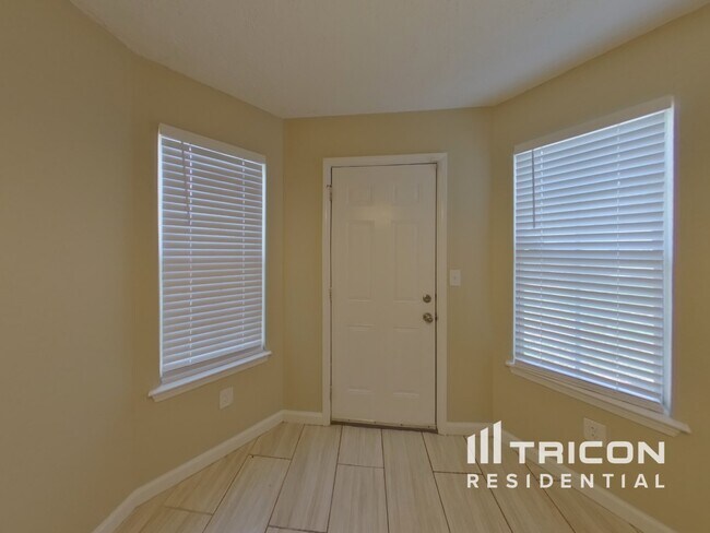 Building Photo - 3403 Newgold Trce