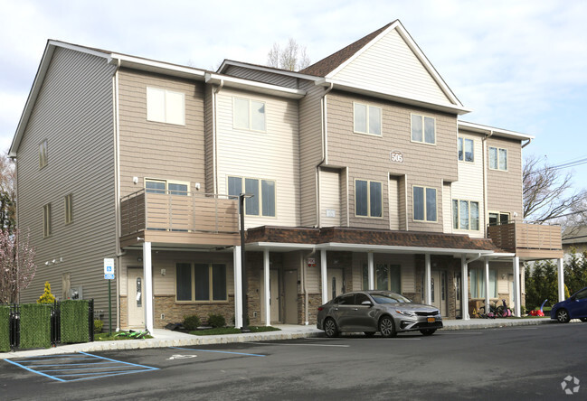 Foto del edificio - 493-505 W Central Ave
