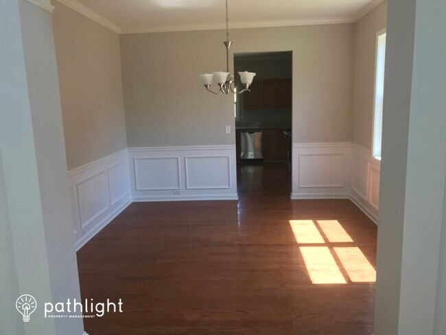 Building Photo - 5509 Southwest Stone Cove Drive Southwest,...