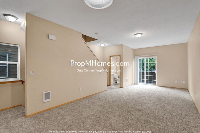 Foto del edificio - 3-Story Townhome in SE Portland - Pet Frie...
