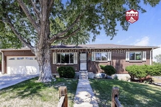 Building Photo - 12396 W Ohio Cir