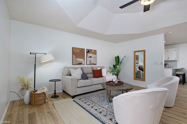 Building Photo - 5 br, 3 bath House - 2500 South 7th Avenue
