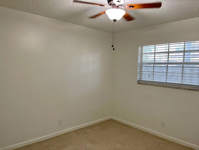 Foto del edificio - 720 SW 7th St