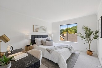 Building Photo - 844 Arlene Way