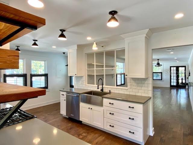 Foto del edificio - 3611 Bradenton Rd