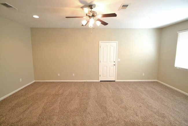 Building Photo - 4254 Natomas Central Dr