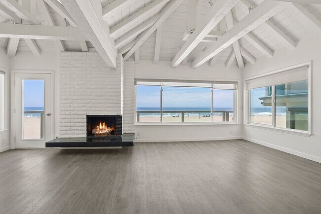 Foto del edificio - 6306 W Oceanfront