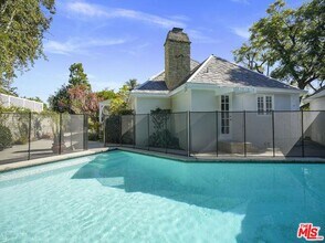 Building Photo - 13161 Addison St