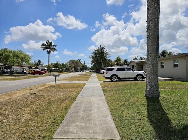 Foto del edificio - 1430 NW 10th St