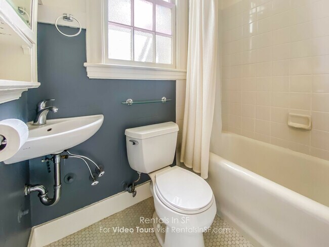 Foto del edificio - 250 Vicksburg St