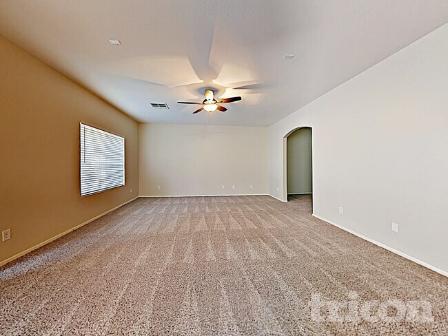 Building Photo - 23664 W Pecan Rd