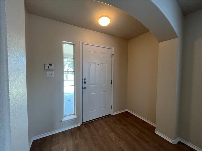 Foto del edificio - 1108 Reagan Wells Dr