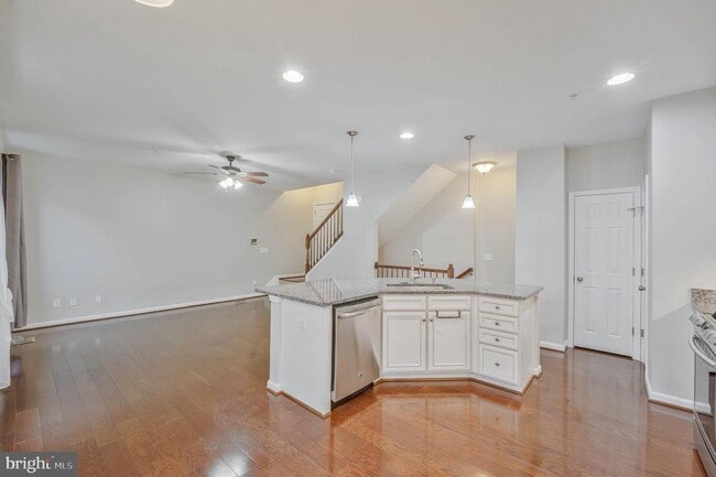 Building Photo - 25218 Briargate Terrace