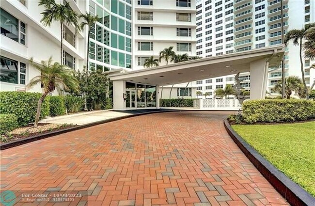 Foto del edificio - 3600 Galt Ocean Dr