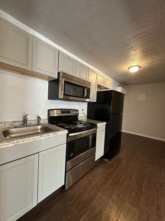 Interior Photo - Studio 28 Apartments