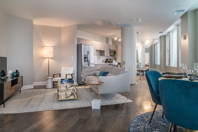 Espacio habitable de concepto abierto - Spectra at Sibley Square