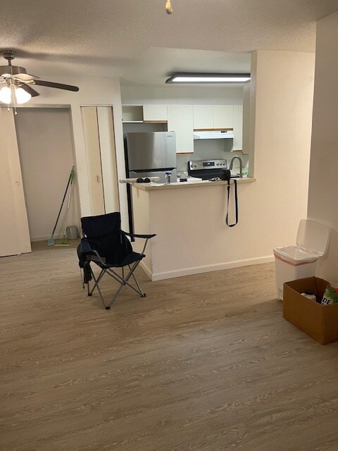 Foto del edificio - 140 Uwapo Rd