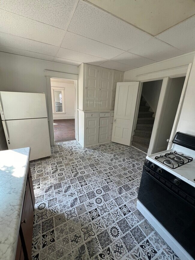 Foto del edificio - 404 W Paterson St