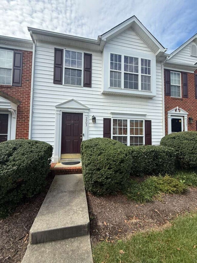 Foto del edificio - 9903 Magnolia Pointe Ct