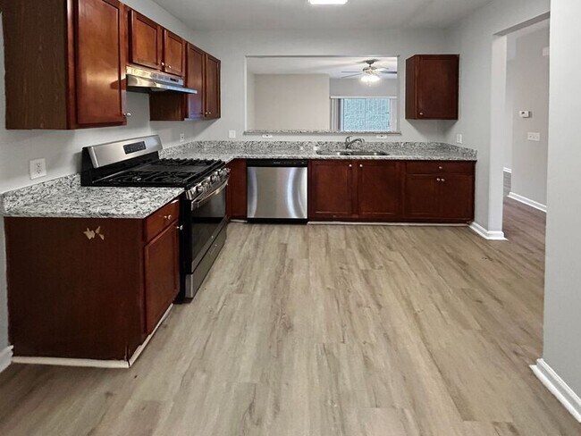 Foto del edificio - 585 McWilliams Rd SE