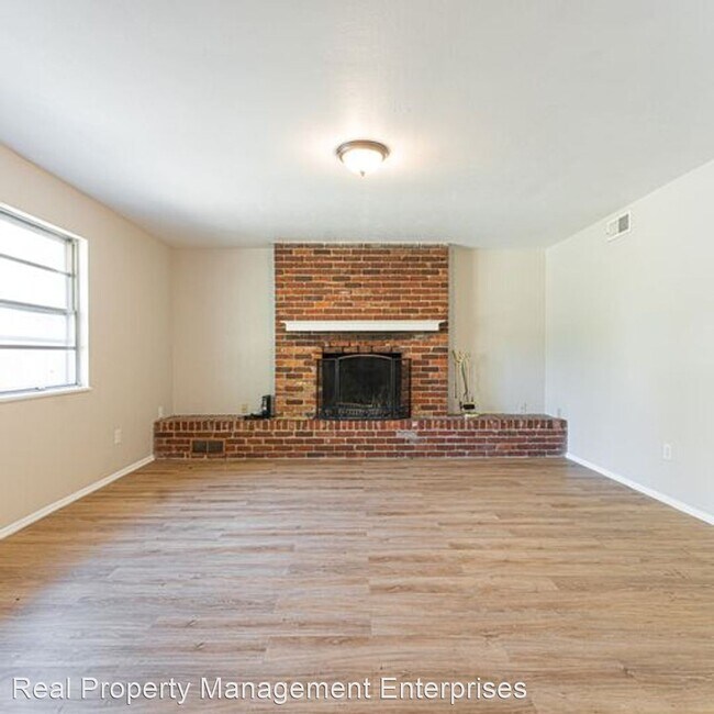 Foto del edificio - 4 br, 2 bath House - 5531 NW 37th St