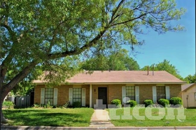 Building Photo - 5105 Ragan Dr