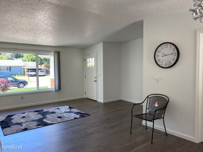 Foto del edificio - 2 br, 1 bath House - 808 Garrison St NE