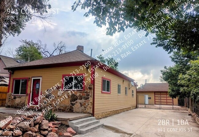Building Photo - 941 Conejos St