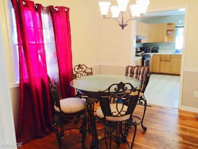 Foto del edificio - 4 br, 2 bath House - 4052 Wyndybrow Drive