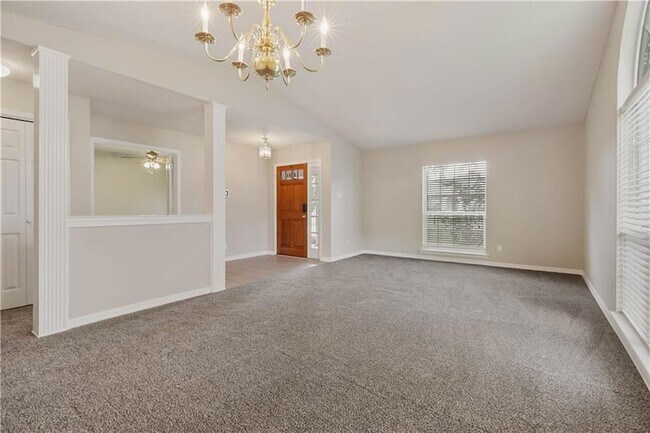 Foto del edificio - 241 Meadows Blvd