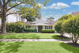 Building Photo - 4025 Essex Ln