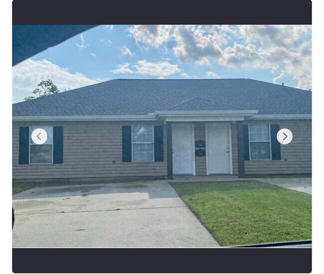 Foto del edificio - 2702 Cypress St