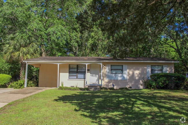Building Photo - 811 S Lipona Rd