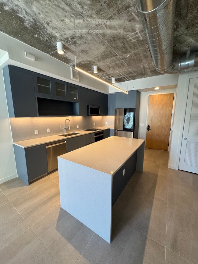 KITCHEN - 62 NW 26th St