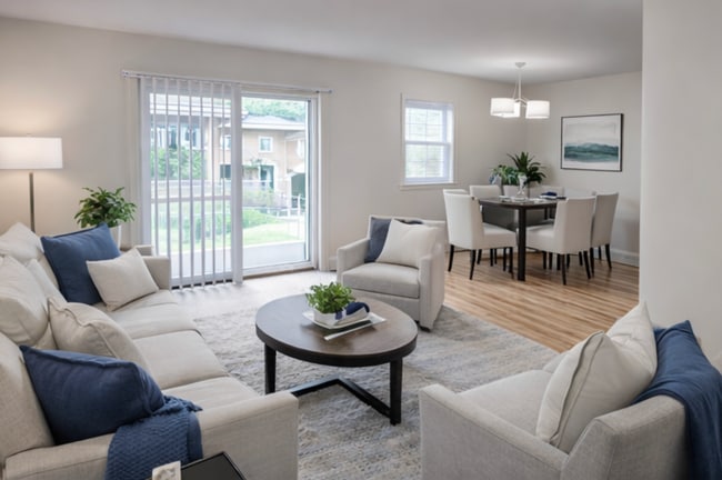 Building Photo - Wynbrook West