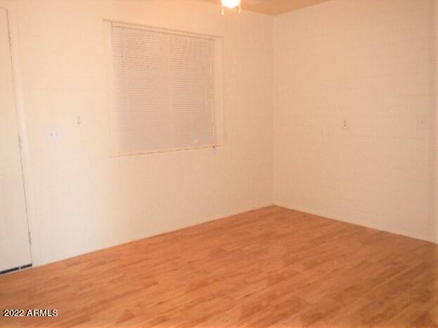 Foto del edificio - 2032 E St Charles Ave