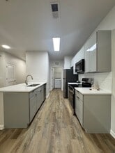 Building Photo - Westshore Palms