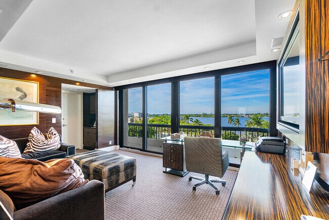 Building Photo - 2660 S Ocean Blvd