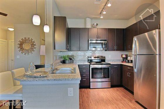 Foto del edificio - 3544 Ranch Road 620 N