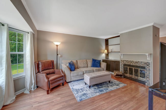 Building Photo - 211 Brattlesboro Pl