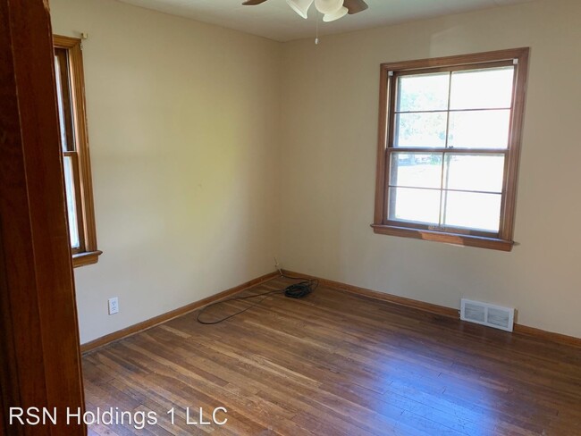 Foto del edificio - 3 br, 1 bath House - 16914 Maple Hts Blvd