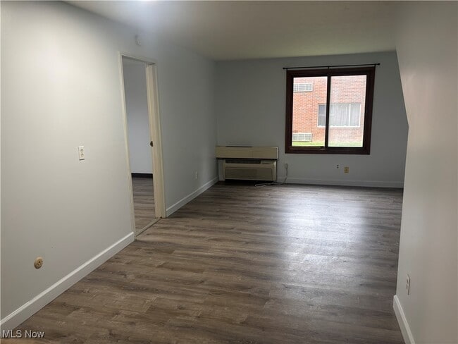 Building Photo - 4739 20th St NW