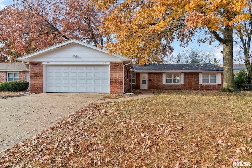 Primary Photo - 2403 Lynnhaven Dr