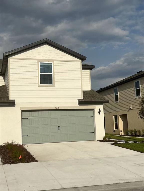 Foto principal - 5230 New Friendship Pl