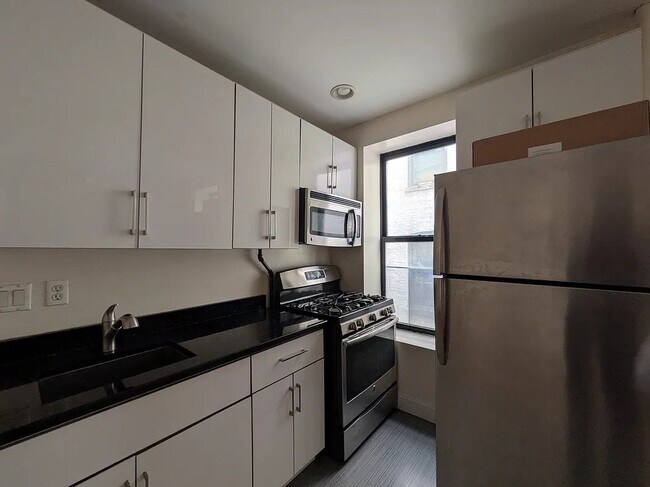 Foto del edificio - 537 W 158th St