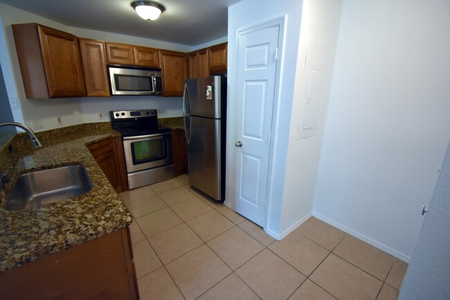 Photo - 2000 Erving Cir Townhome