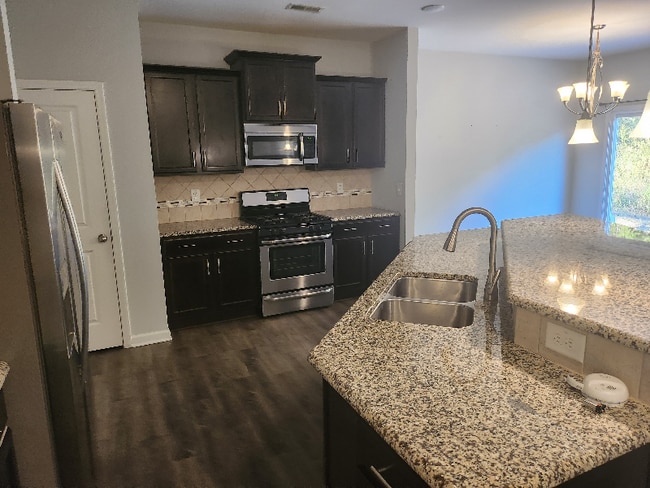 Photo - 401 Durants Neck Ln Townhome