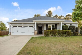 Building Photo - 111 Angel Oak Dr