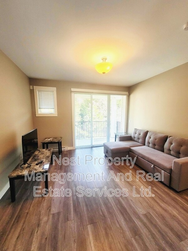 Building Photo - 110-110 Baxter Ave